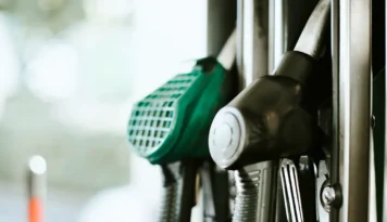 Cây xăng thuộc diện phải mua bảo hiểm cháy nổ bắt buộc từ 01/07/2025. Cập nhật căn cứ pháp lý, hồ sơ và lưu ý khi tham gia bảo hiểm.
